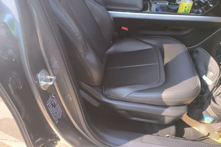 Used Wuling Xingguang 2023 150 Advanced Edition Right Front Seat