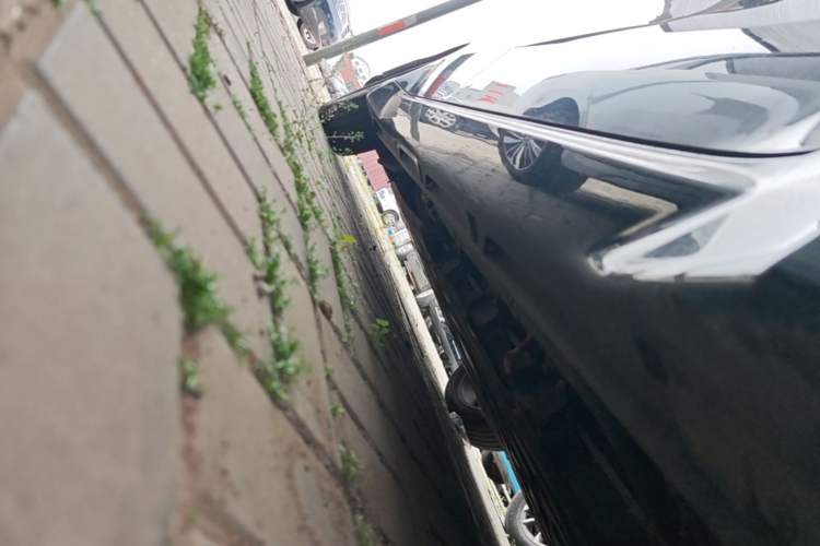 Used Wuling Xingguang 2023 150 Advanced Edition Right Side Sill