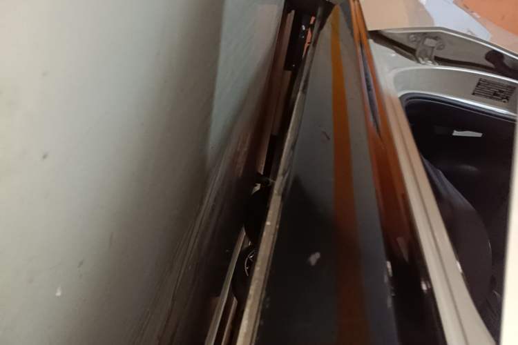 Used Wuling Xingguang 2023 150 Advanced Edition Right Side Sill