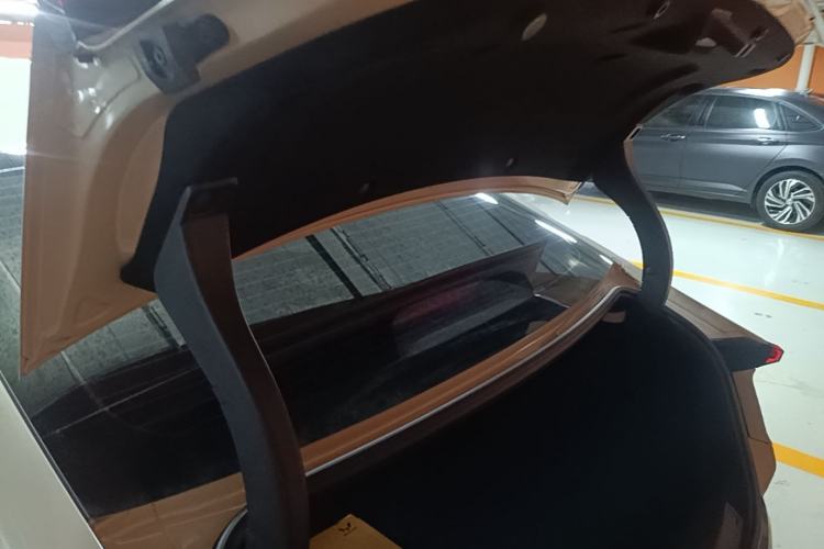 Used Wuling Xingguang 2023 150 Advanced Edition Trunk