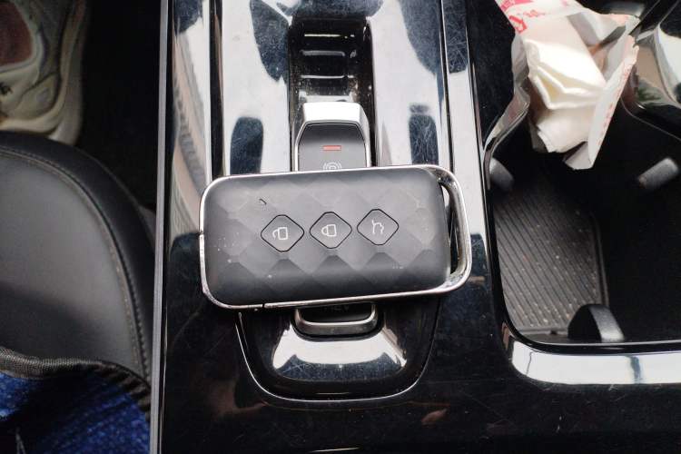 Used Wuling Xingguang 2023 150 Advanced Edition Vehicle Key