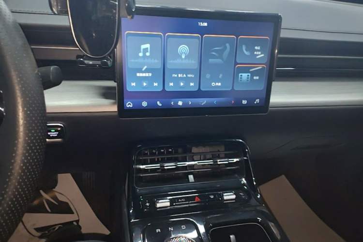 Used Wuling Xingguang 2023 70 Standard Edition Audio And AC Panel