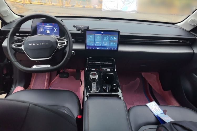 Used Wuling Xingguang 2023 70 Standard Edition Center Console