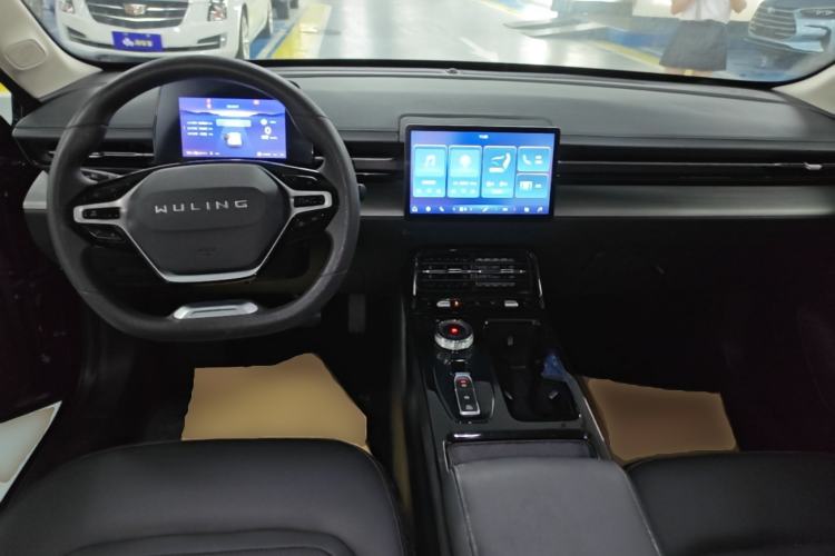 Used Wuling Xingguang 2023 70 Standard Edition Center Console