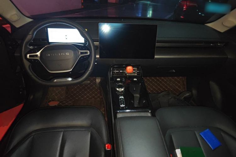 Used Wuling Xingguang 2023 150 Advanced Edition Center Console