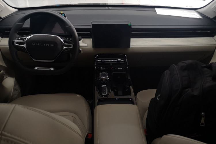 Used Wuling Xingguang 2023 70 Standard Edition Center Console