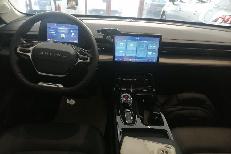 Used Wuling Xingguang 2023 70 Standard Edition Center Console
