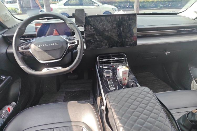 Used Wuling Xingguang 2023 150 Advanced Edition Center Console