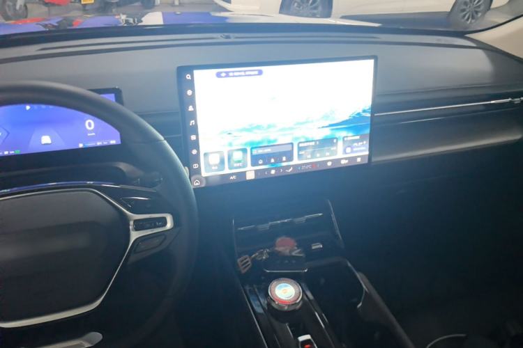 Used Wuling Xingguang 2023 150 Advanced Edition Center Console