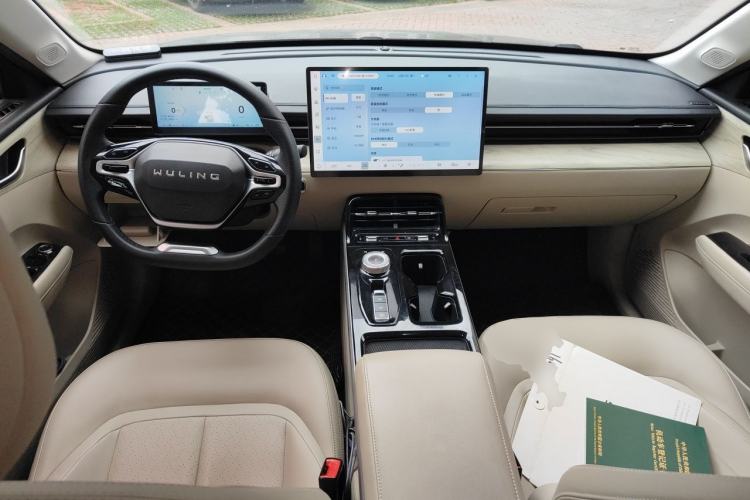Used Wuling Xingguang 2023 150 Advanced Edition Center Console