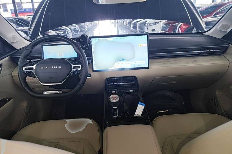 Used Wuling Xingguang 2023 150 Advanced Edition Center Console
