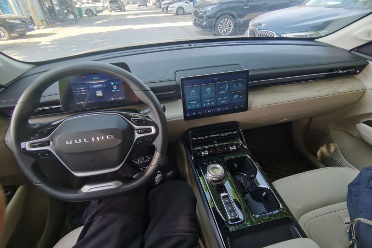 Used Wuling Xingguang 2023 70 Standard Edition Center Console