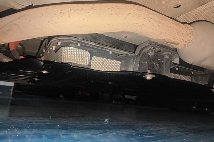 Used Wuling Xingguang 2023 150 Advanced Edition Chassis Front Left