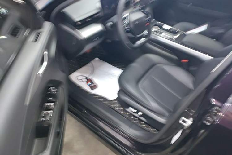 Used Wuling Xingguang 2023 150 Advanced Edition Driver Seat
