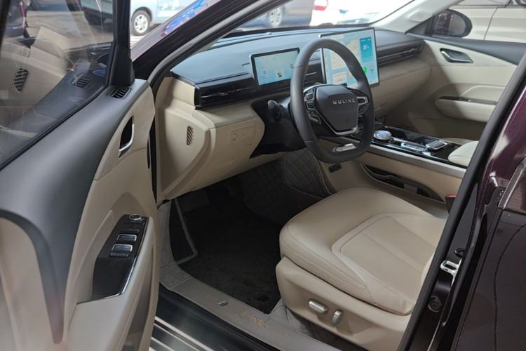 Used Wuling Xingguang 2023 150 Advanced Edition Driver Seat