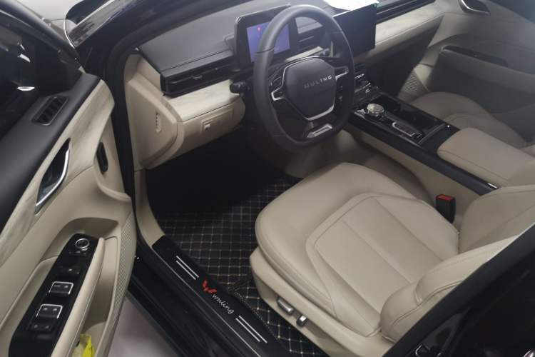 Used Wuling Xingguang 2023 70 Standard Edition Driver Seat