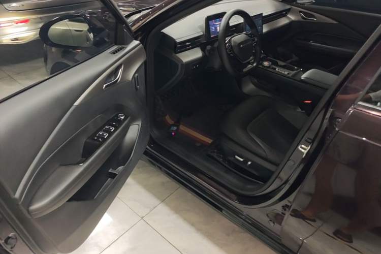 Used Wuling Xingguang 2023 70 Standard Edition Driver Seat