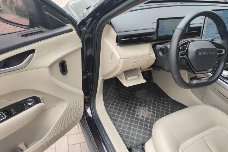 Used Wuling Xingguang 2023 150 Advanced Edition Driver Seat