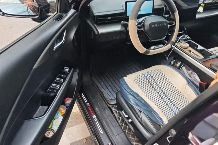 Used Wuling Xingguang 2023 150 Advanced Edition Driver Seat