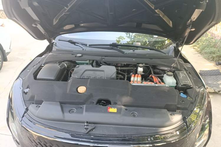 Used Wuling Xingguang 2023 70 Standard Edition Engine Bay