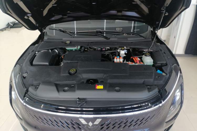 Used Wuling Xingguang 2023 70 Standard Edition Engine Bay