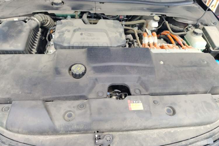 Used Wuling Xingguang 2023 150 Advanced Edition Engine Bay