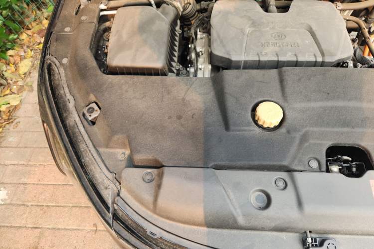 Used Wuling Xingguang 2023 70 Standard Edition Engine Bay Right