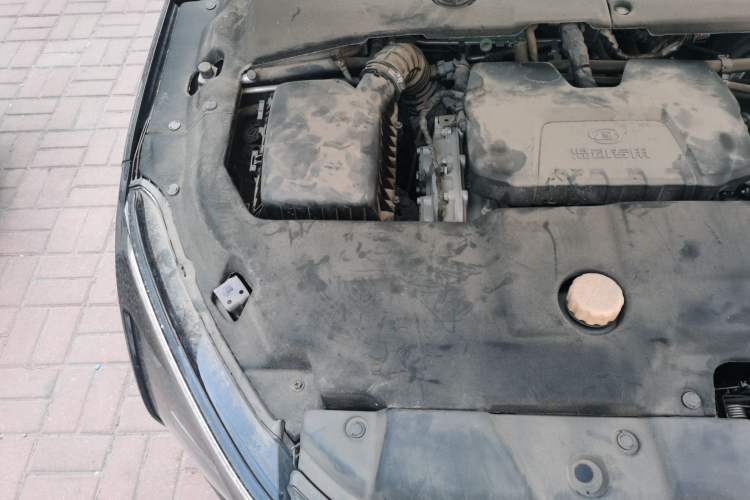 Used Wuling Xingguang 2023 70 Standard Edition Engine Bay Right