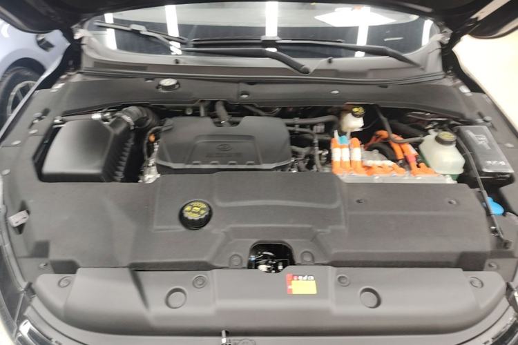 Used Wuling Xingguang 2023 150 Advanced Edition Engine Bay