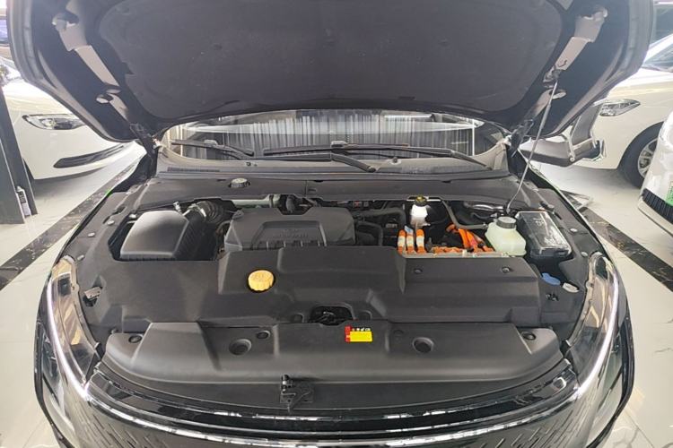 Used Wuling Xingguang 2023 150 Advanced Edition Engine Bay