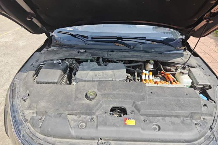 Used Wuling Xingguang 2023 150 Advanced Edition Engine Bay