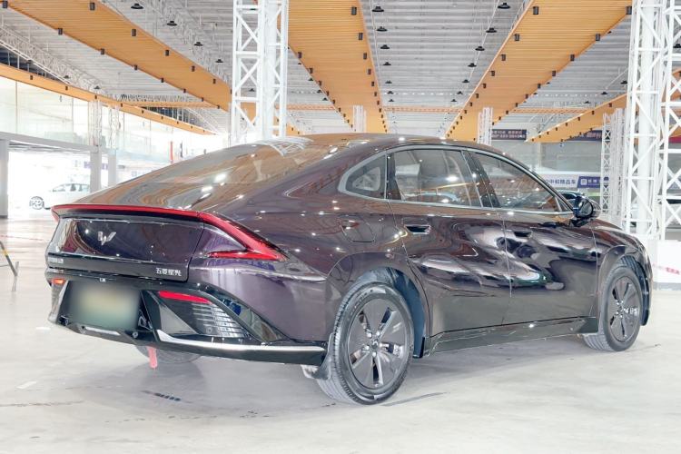 Used Wuling Xingguang 2023 70 Standard Edition Exterior 3