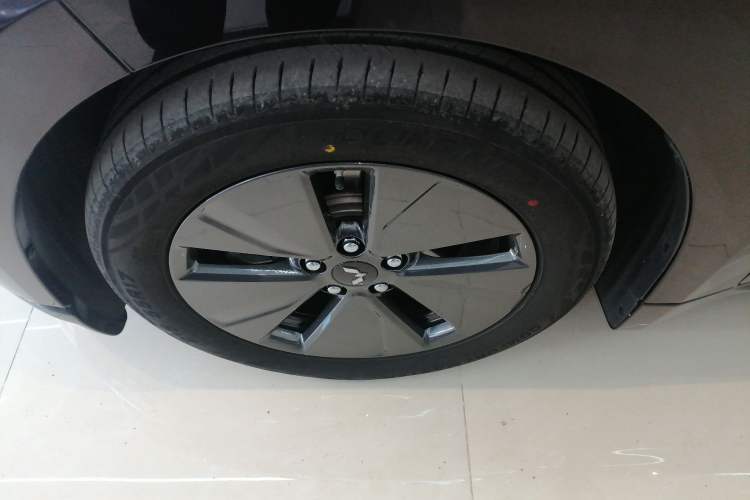 Used Wuling Xingguang 2023 70 Standard Edition Exterior 4