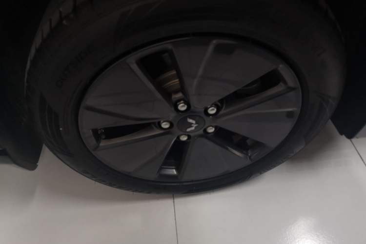 Used Wuling Xingguang 2023 70 Standard Edition Exterior 5