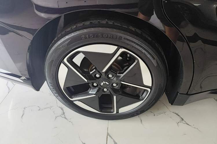 Used Wuling Xingguang 2023 150 Advanced Edition Exterior 5
