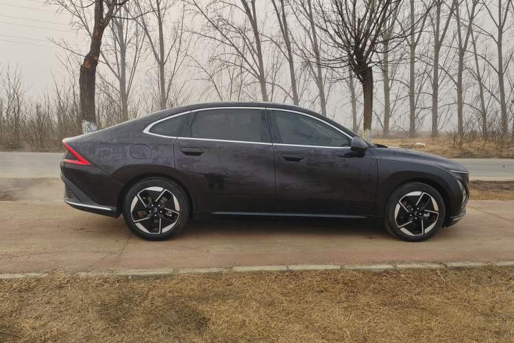 Used Wuling Xingguang 2023 150 Advanced Edition Exterior 6