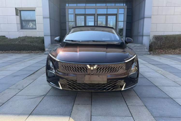 Used Wuling Xingguang 2023 70 Standard Edition Front