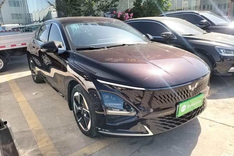 Used Wuling Xingguang 2023 150 Advanced Edition Front Right 45 Deg