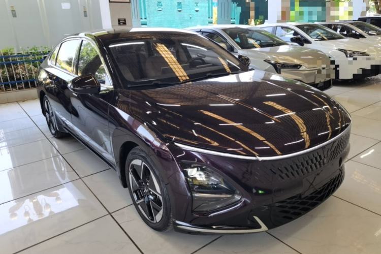 Used Wuling Xingguang 2023 150 Advanced Edition Front Right 45 Deg