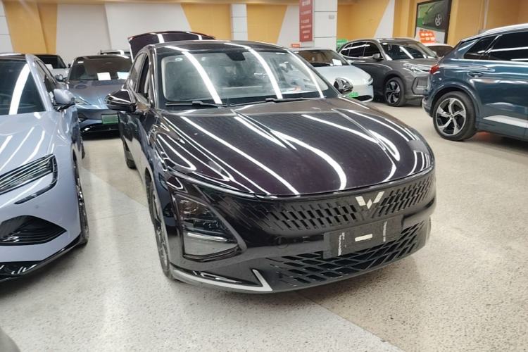 Used Wuling Xingguang 2023 150 Advanced Edition Front Right 45 Deg