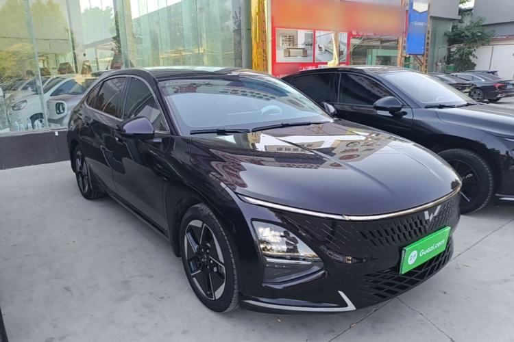 Used Wuling Xingguang 2023 150 Advanced Edition Front Right 45 Deg