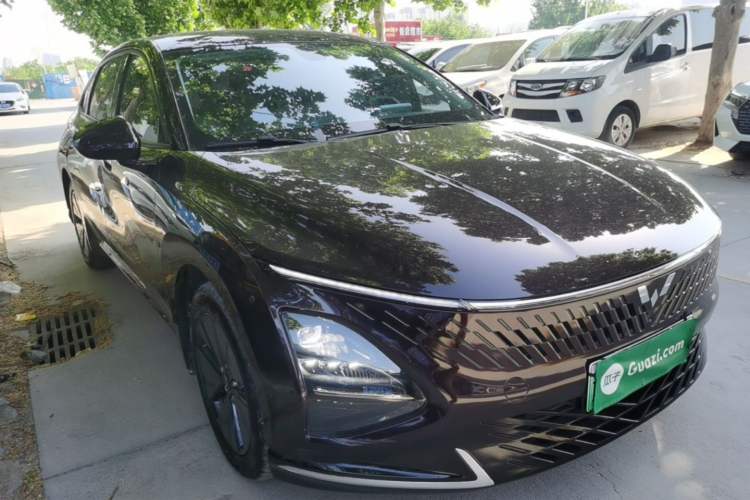 Used Wuling Xingguang 2023 70 Standard Edition Front Right 45 Deg