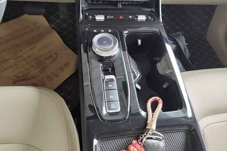 Used Wuling Xingguang 2023 70 Standard Edition Gear Lever