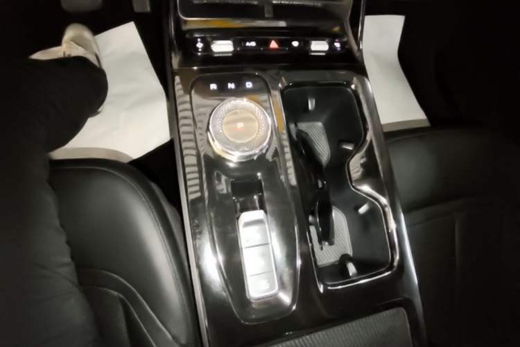 Used Wuling Xingguang 2023 70 Standard Edition Gear Lever