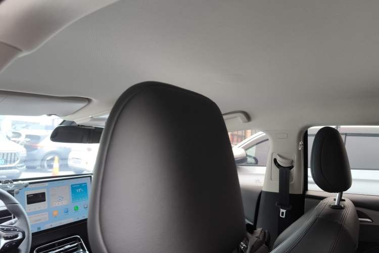 Used Wuling Xingguang 2023 150 Advanced Edition Headliner
