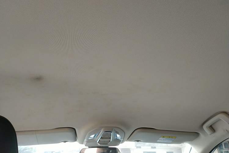 Used Wuling Xingguang 2023 150 Advanced Edition Headliner