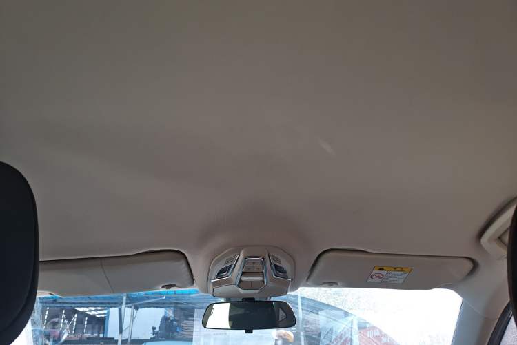 Used Wuling Xingguang 2023 150 Advanced Edition Headliner