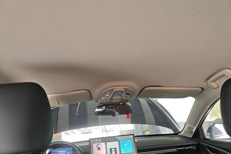 Used Wuling Xingguang 2023 70 Standard Edition Headliner