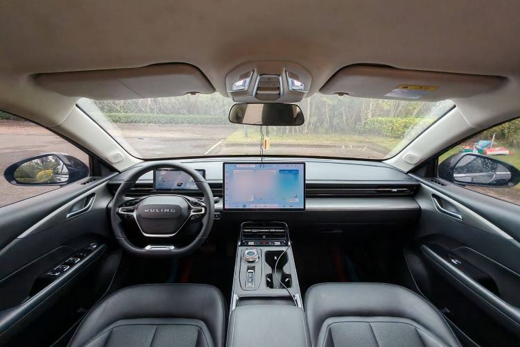 Used Wuling Xingguang 2023 150 Advanced Edition Interior 3