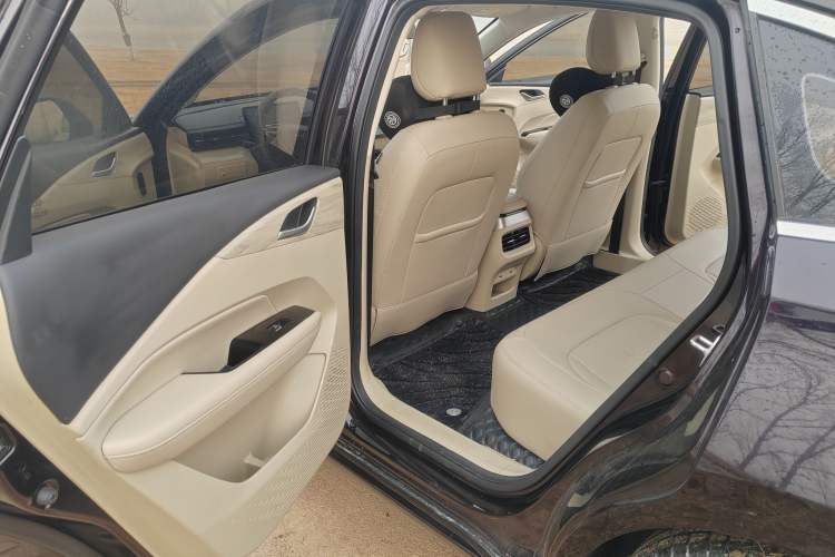 Used Wuling Xingguang 2023 150 Advanced Edition Interior 4